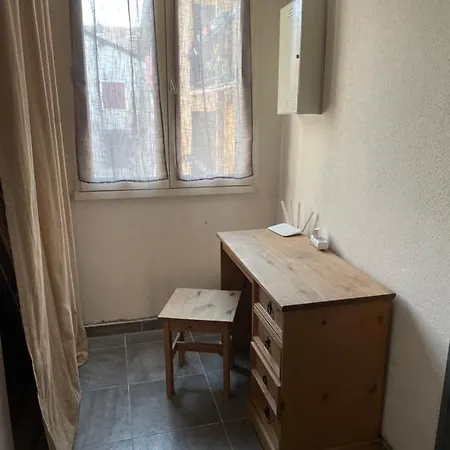 Aurillac, Au Centre De La Apartment