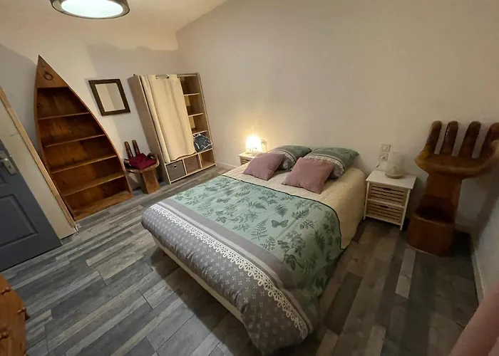 Aurillac, Au Centre De La *