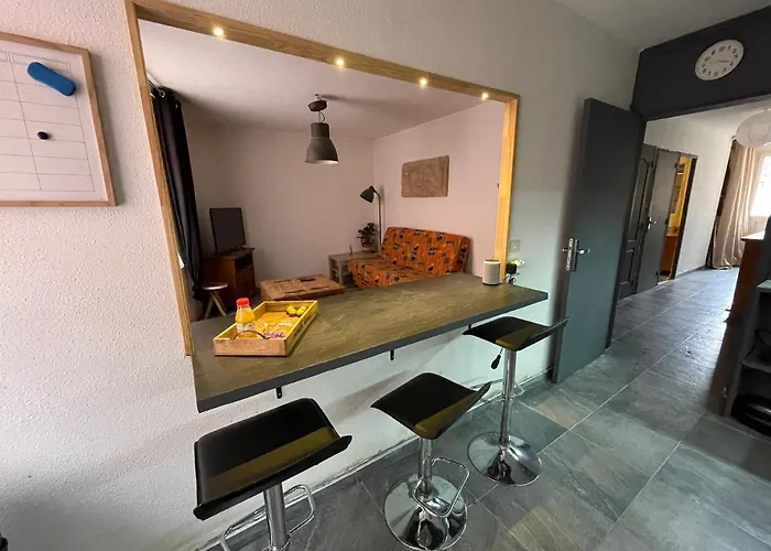 Aurillac, Au Centre De La Appartamento